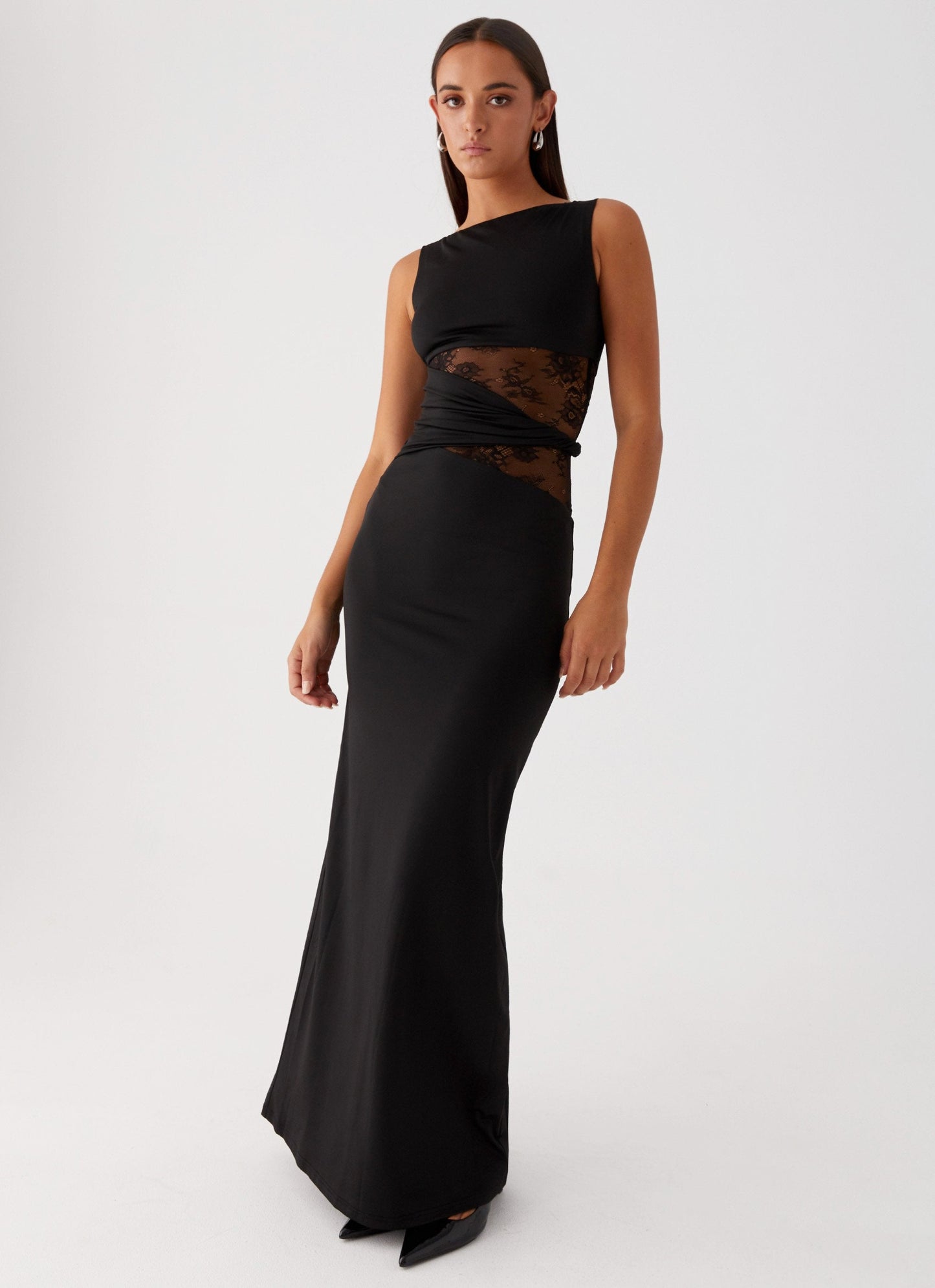 Women's Sleeveless Scoop Neck Mesh Cutout Fitted Maxi Evening Dress