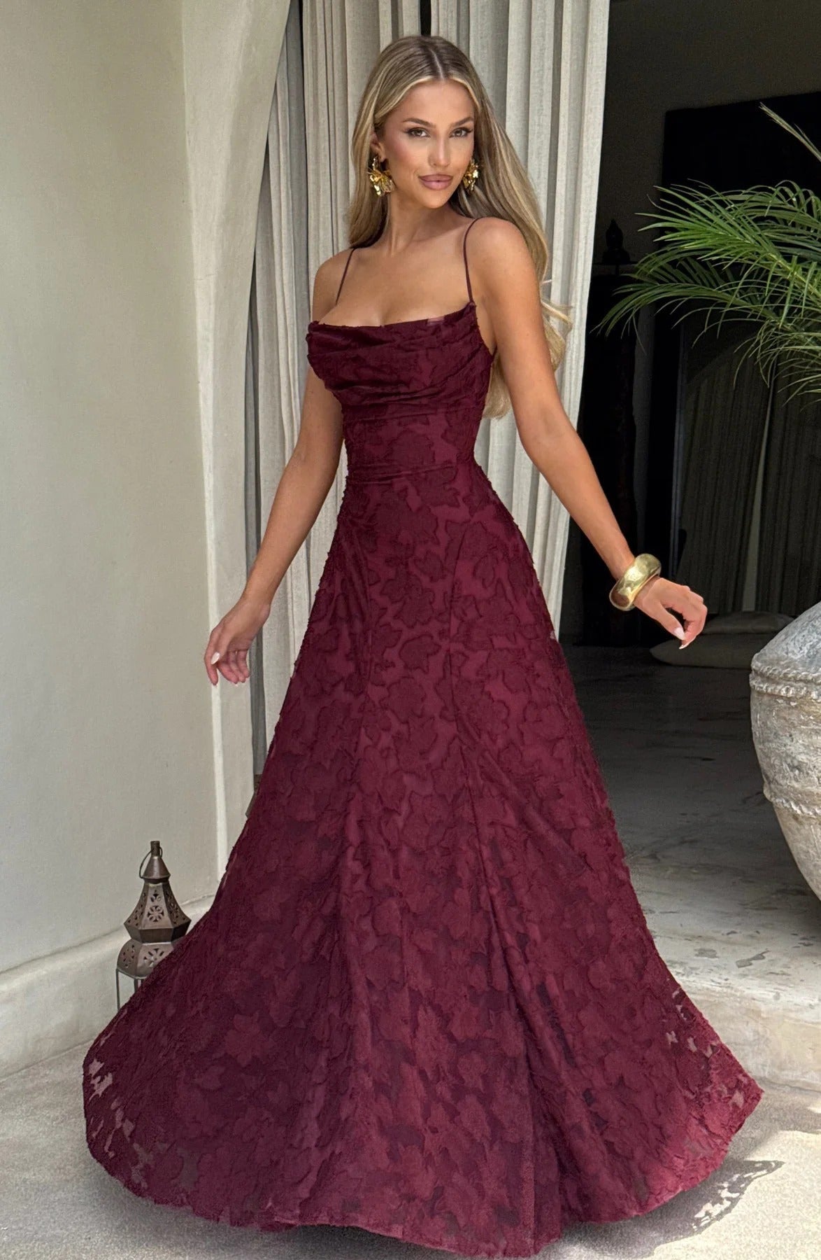 Women's Floral Sleeveless Maxi Wedding Guest Dress