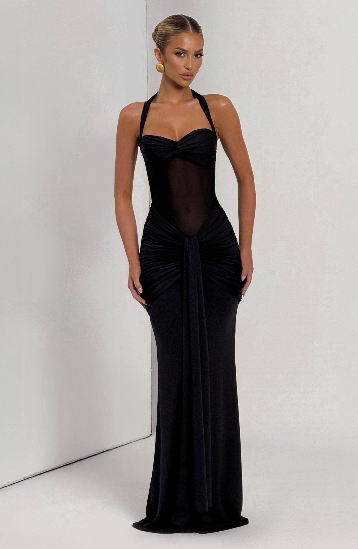 Women's Halter Neck Sweetheart Ruched Fitted Maxi Evening Dress Wedding Guest