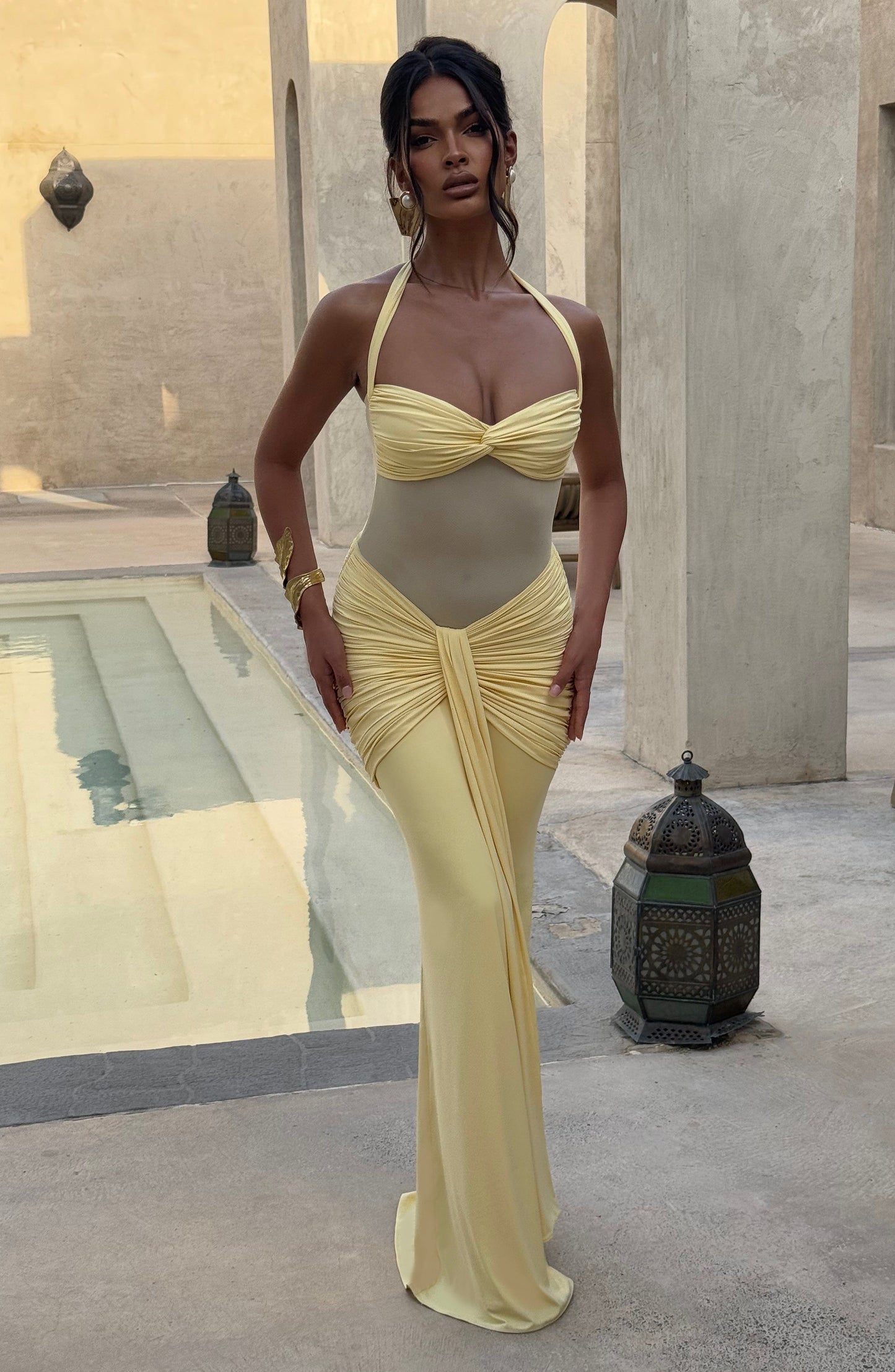 Women's Halter Neck Sweetheart Ruched Fitted Maxi Evening Dress Wedding Guest